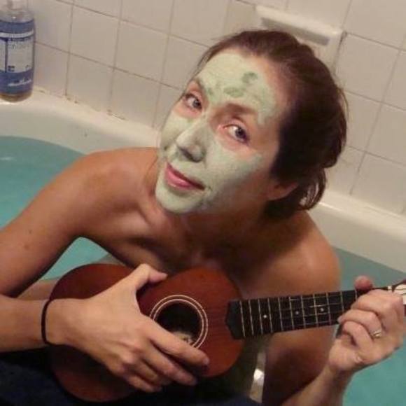 Meet your Posher, Linda - Picture 1 of 1